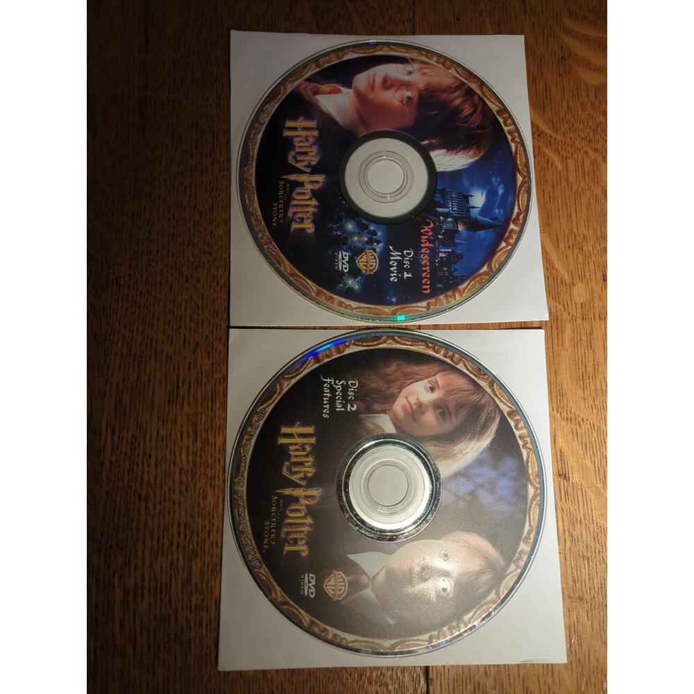 Harry Potter and The Sorcerers Stone DVD (Widescreen) Discs Only